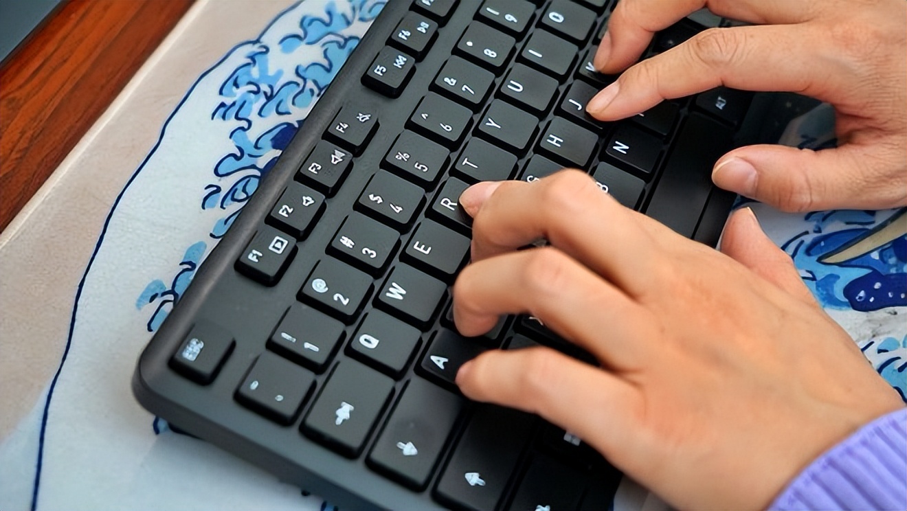 办公键盘静音超薄,cherry键盘测评经典