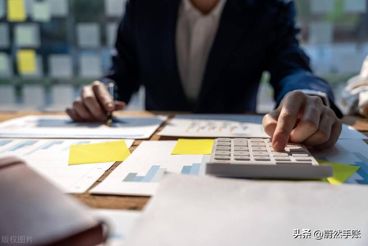 从事财务工作和erp工作有什么区别,做财务erp会被人工替代吗