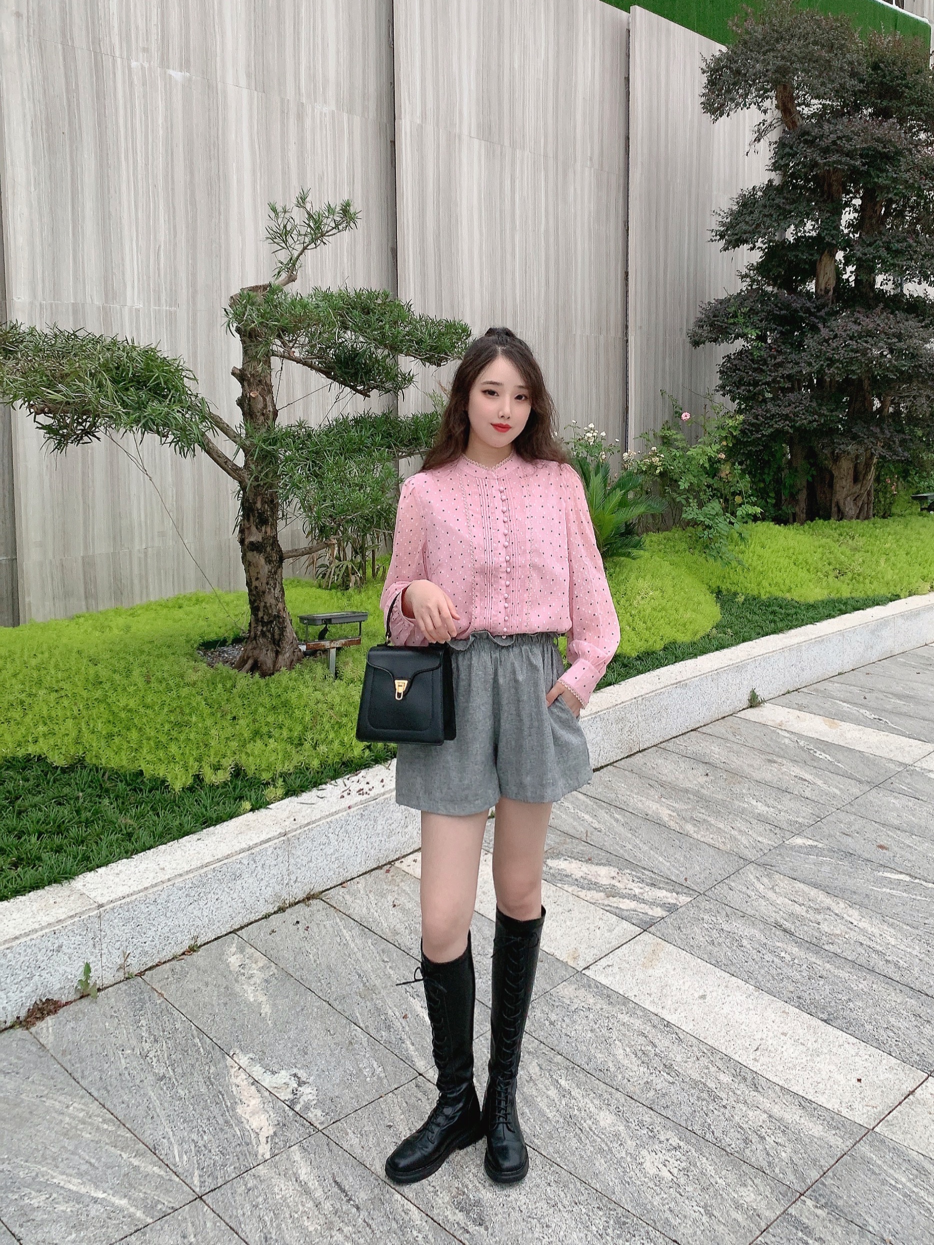 甜美法式复古泡泡袖碎花雪纺衫,法式赫本风泡泡袖雪纺衫