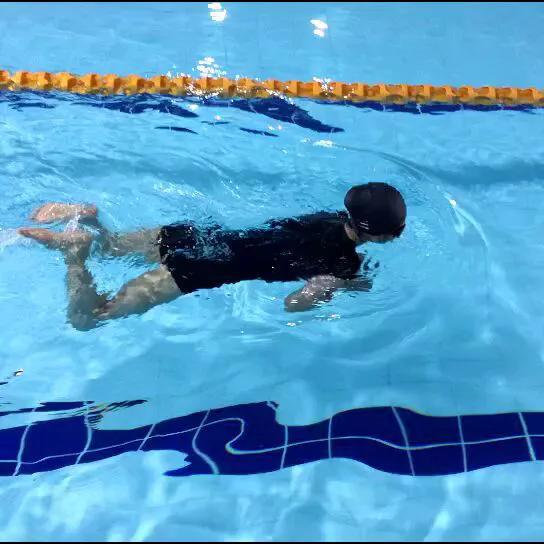 初学游泳者学哪种游泳最好,初学游泳者