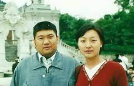 毛主席唯一的孙媳妇，誉为军中一枝花，曾在青藏高原当兵