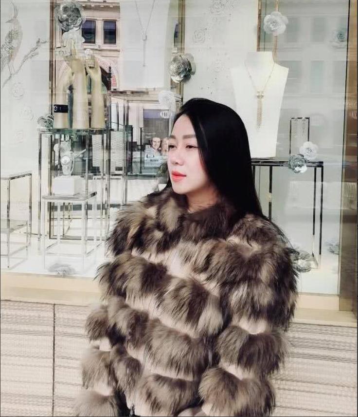 越南00后美女嫁给富豪,越南校花美女嫁中国大叔