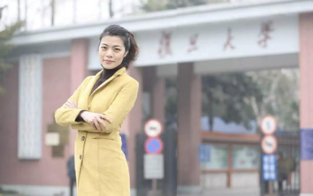 复旦女神教师陈果现状,复旦女神陈果现在怎么样