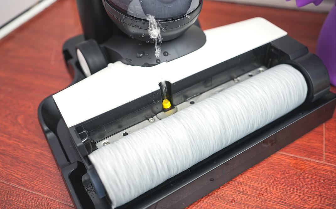 2K元档的旗舰洗地机守门员！添可芙万2.0LED测评