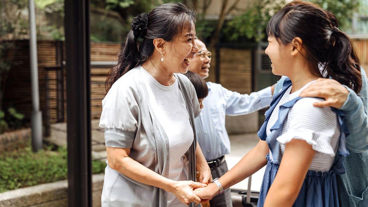 儿子死亡补偿金全被儿媳拿走,儿子死了赔的钱被儿媳带走了