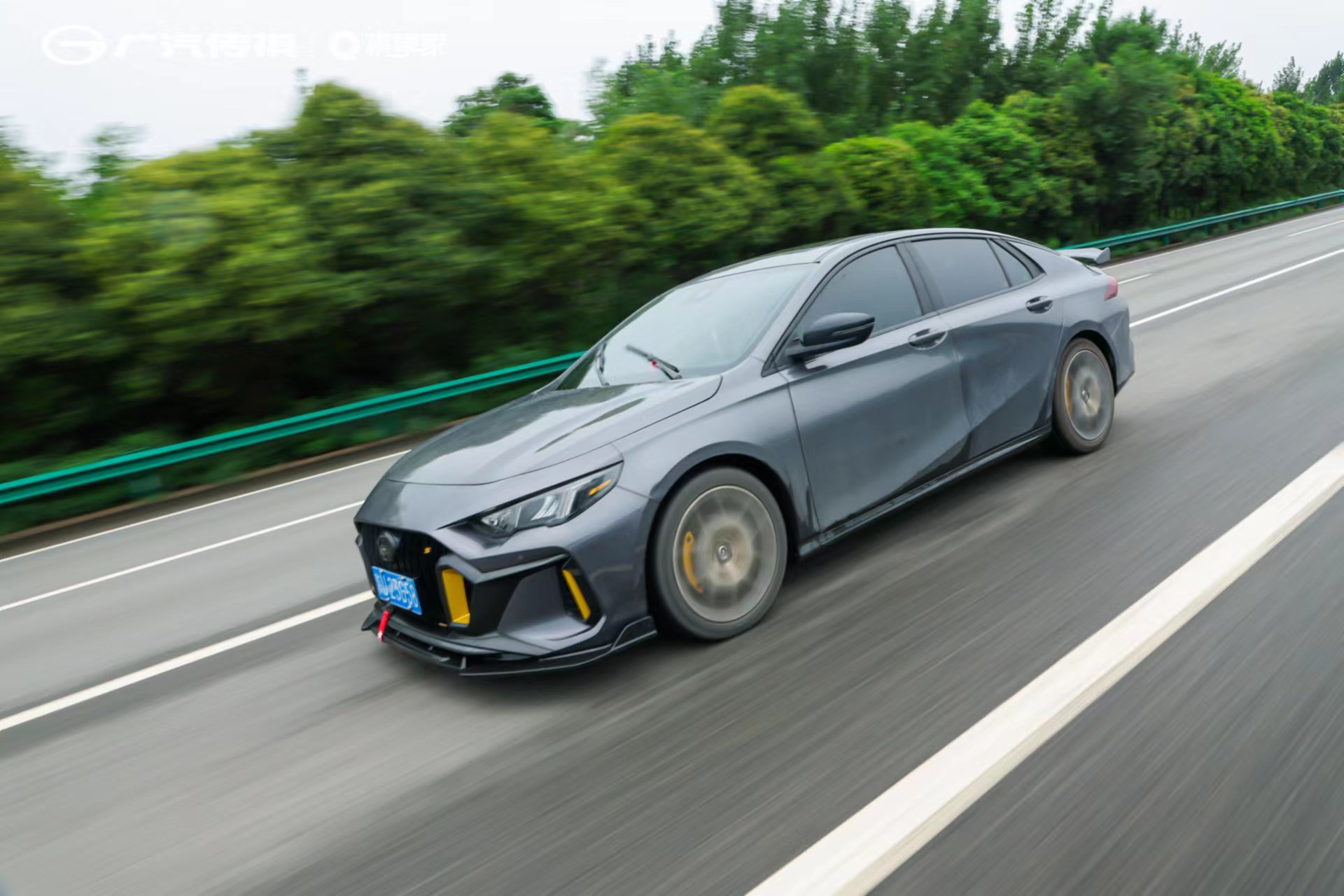 广汽传祺影豹祺享家官方车友会,广州广汽传祺祺享家车友会