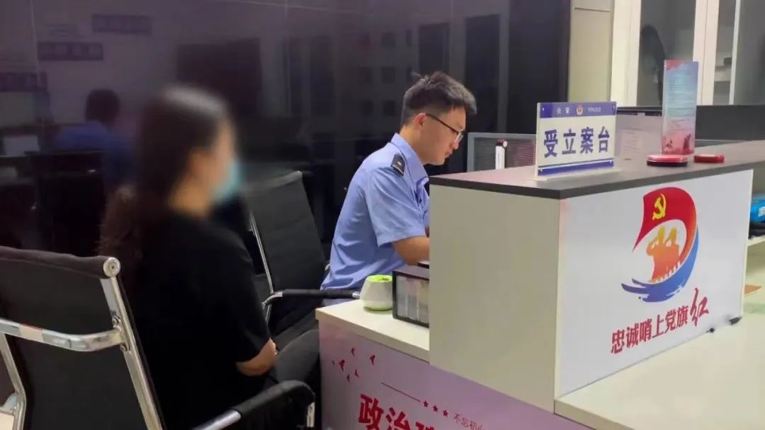 湿巾4包6元,4包湿巾