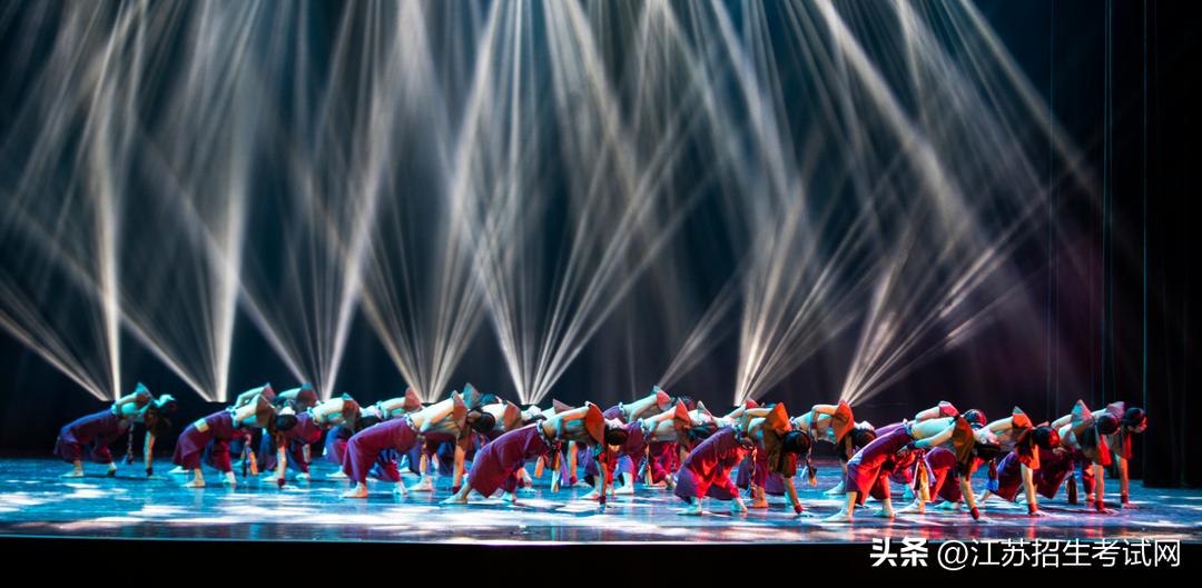 江苏建筑职业技术学院匠心筑梦,江苏建筑职业技术学院45周年