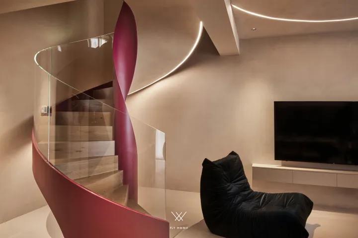 适合一个人的跃层,一室一厅单身男人布局