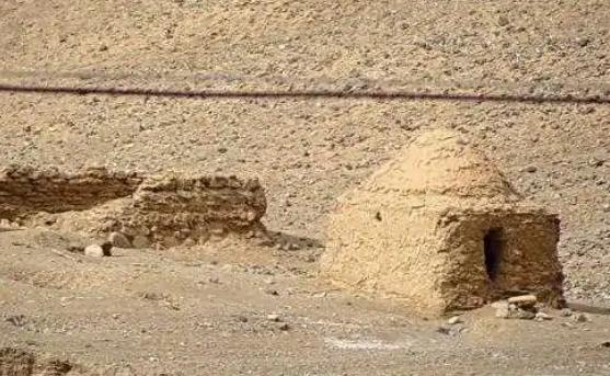 被遗忘的哨兵忍饥挨饿4年，见到解放军后大哭：终于有人来换岗了