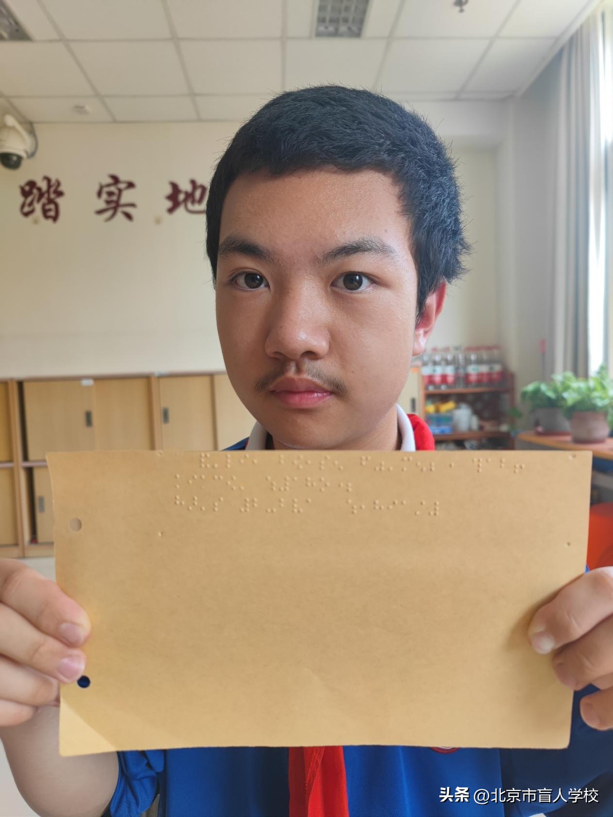 生命如花灿烂朗诵完整版,生命灿烂如花