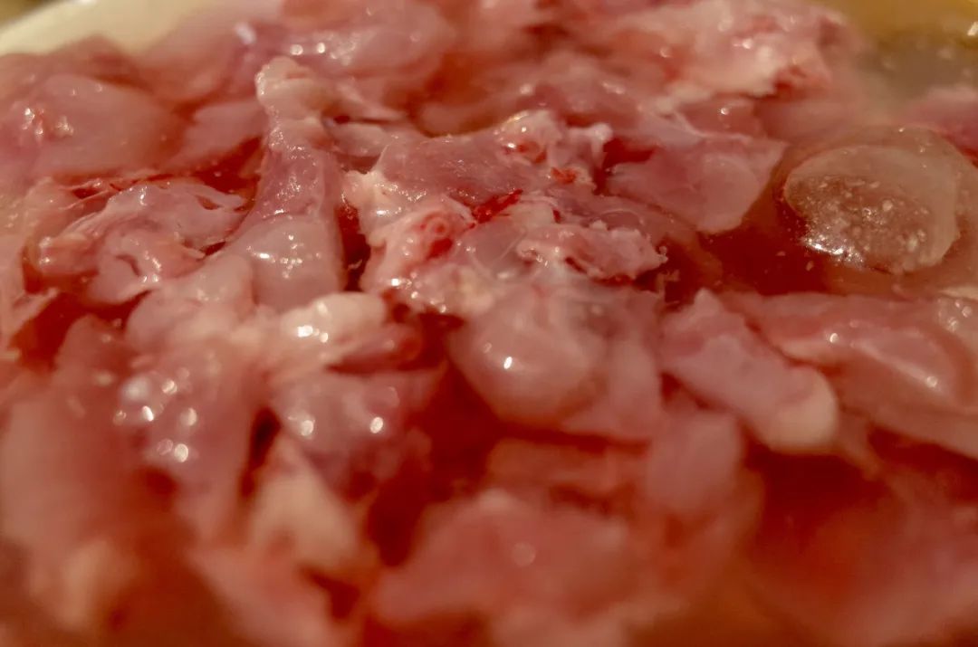 终于炒出了两锅会说自贡话的兔儿