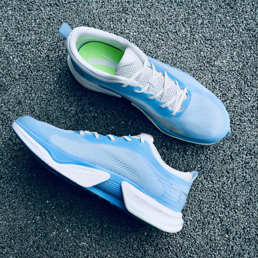 安踏2023新款网红爆款潮鞋,安踏春季2022新款撞色休闲鞋