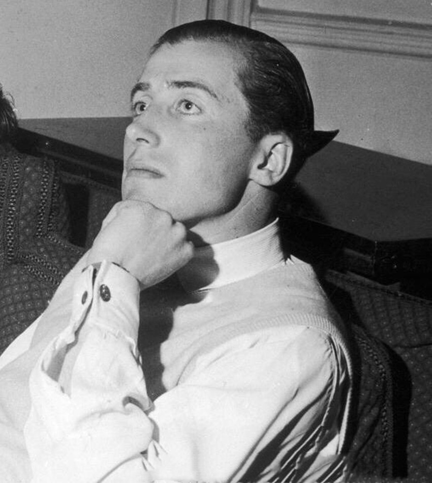 安德鲁的样子像亨利吗？亨利去世时英女王说了一句耐人寻味的话