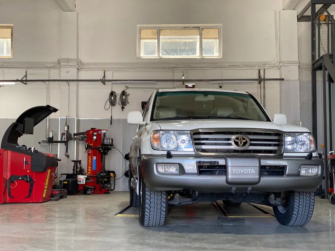 翻新陆巡lc100,陆巡lc100老款改装新款最佳案例