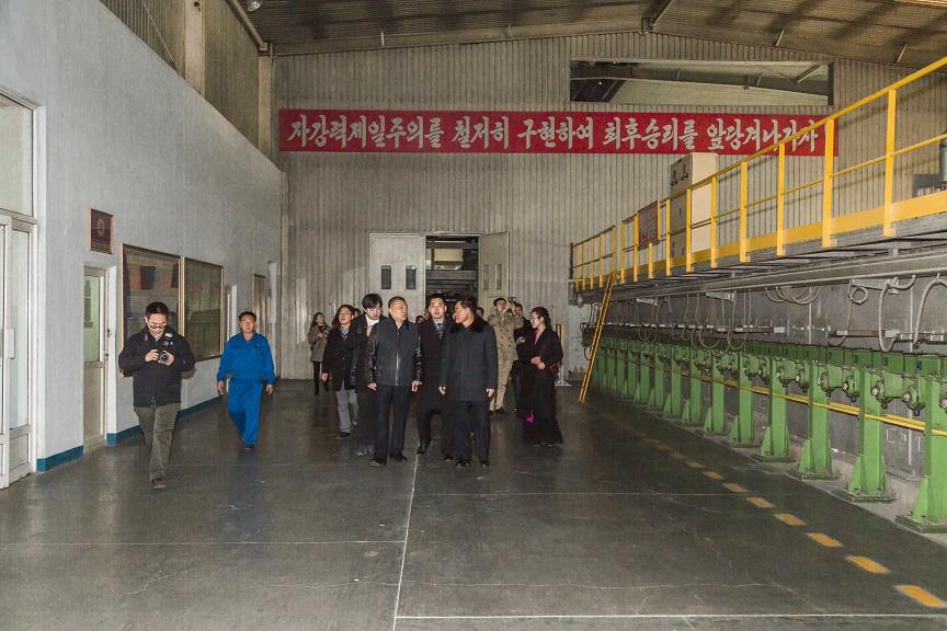 走进朝鲜导游,中国小伙娶朝鲜姑娘需要什么证件