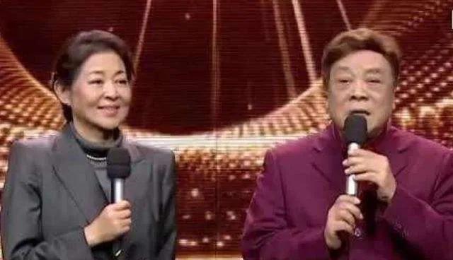 76岁的赵忠祥和倪萍的关系,赵忠祥把10亿遗产给了倪萍了吗