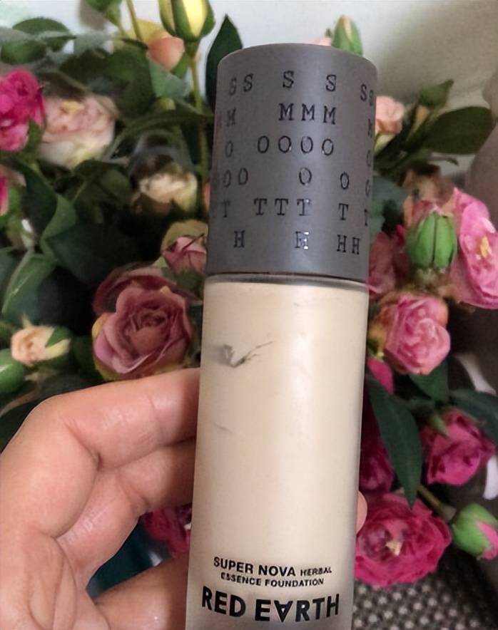 百元遮瑕粉底液,滋润持久粉底液平价