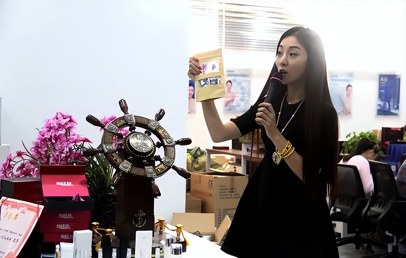 山东女孩李雪珂的照片,网红山东女孩李雪珂