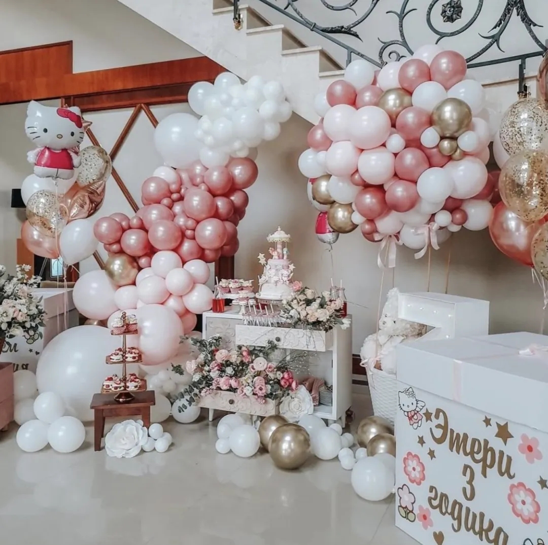 生日蛋糕流行装饰,生日蛋糕装饰多但不幼稚