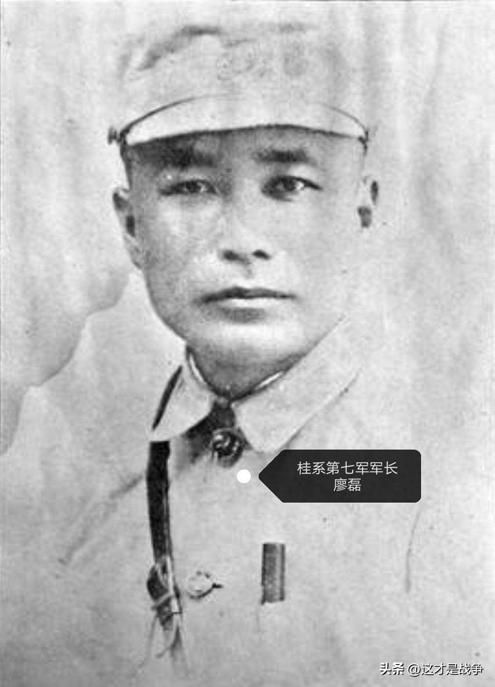 胡兰成被张爱玲拒绝了多少次,张爱玲爱上大汉奸胡兰成