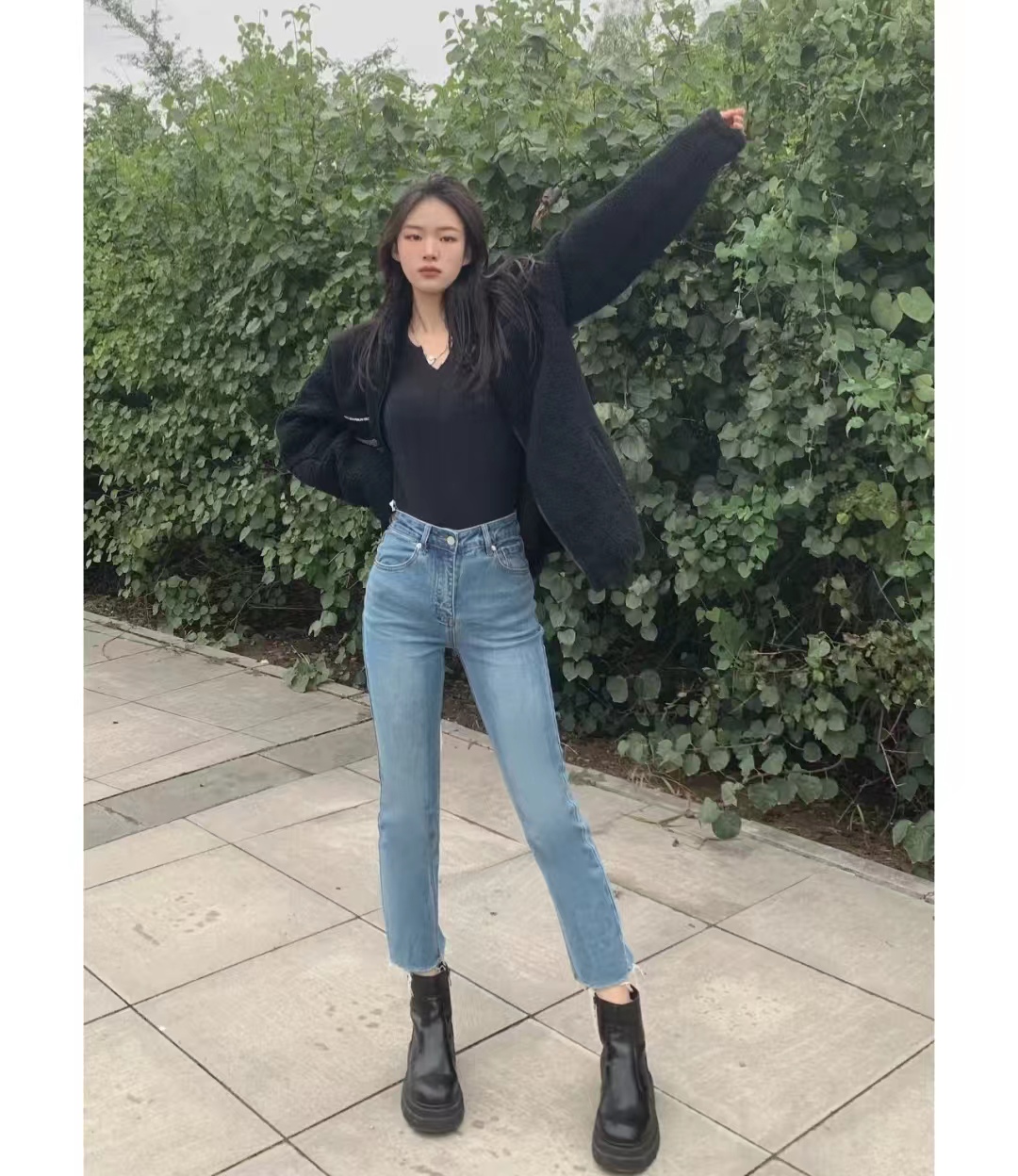 直筒牛仔裤搭配衣服视频大全,2021年直筒牛仔裤衣服搭配