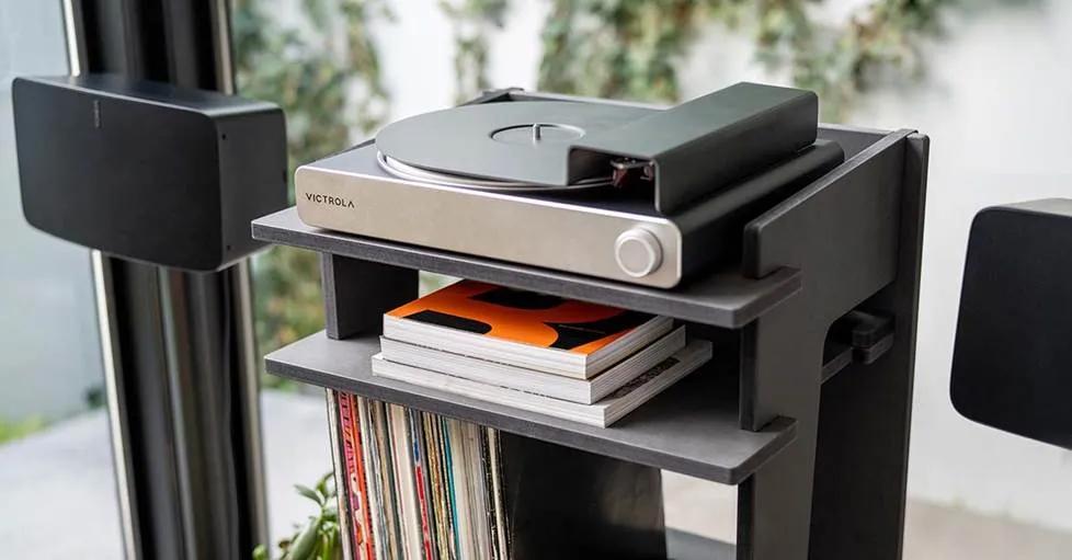 集现代爱乐者习惯的黑胶唱盘-VictrolaStreamCarbonTurntable