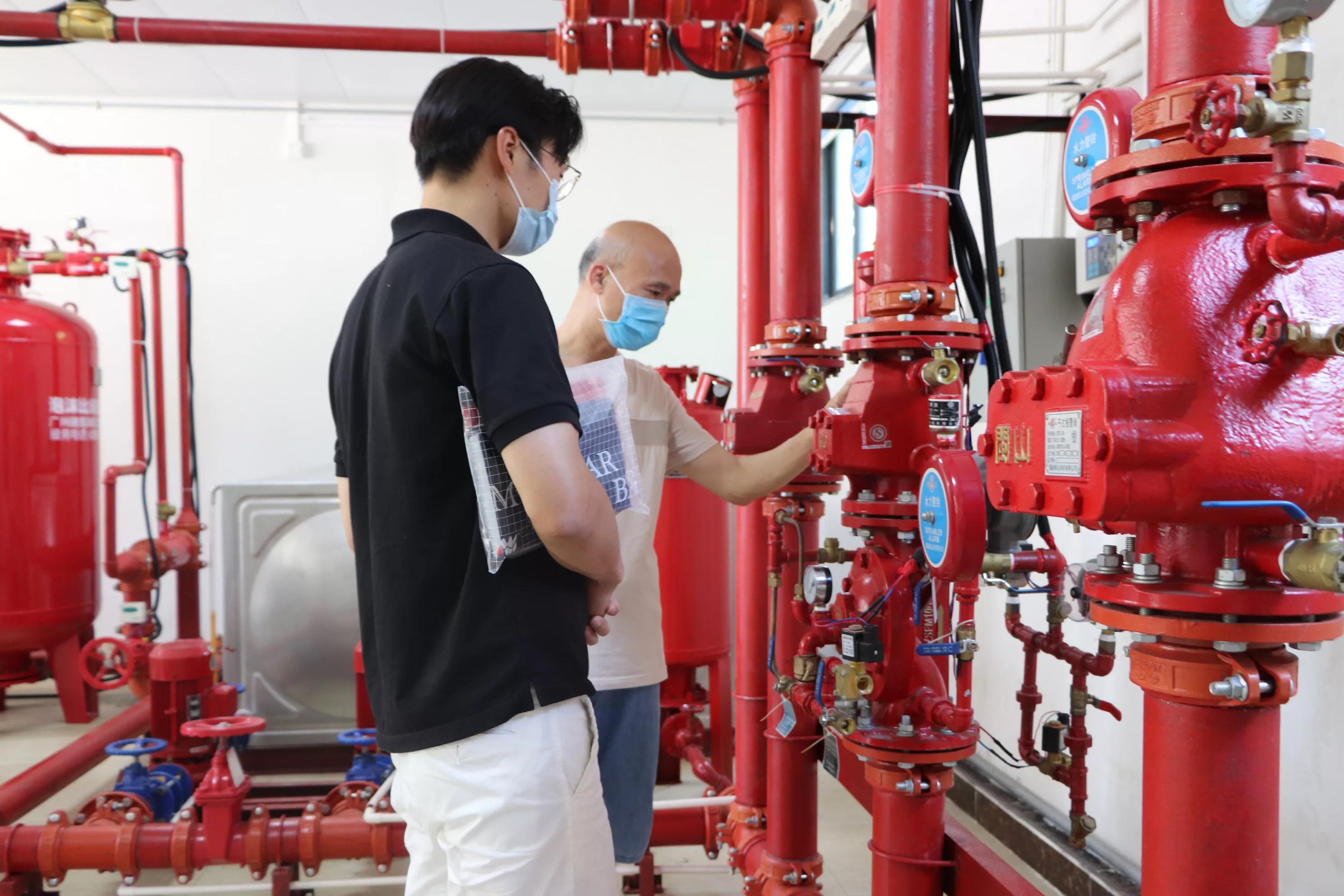 专科男生工业机器人技术,认识工业机器人专业掌握专业技能