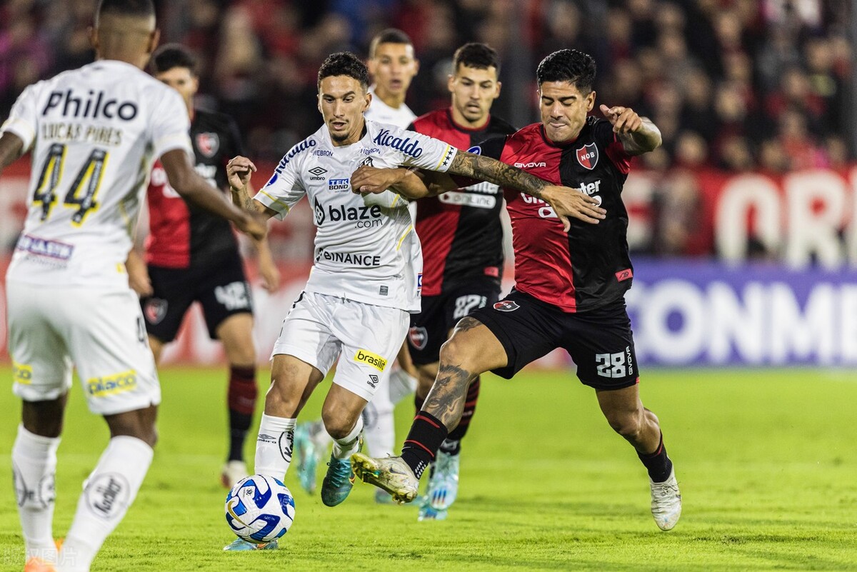 足球赫罗纳vs巴伦西亚比分预测,足球蒙扎vs阿齐拉比分预测