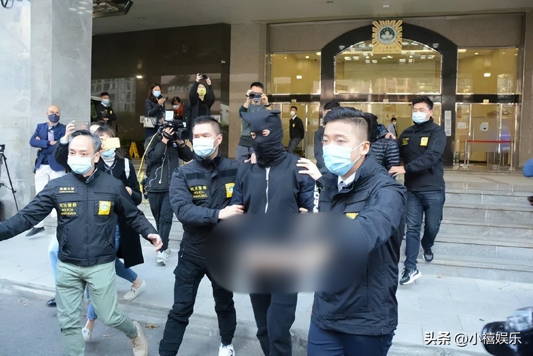 真刑啊！这是要把牢底坐穿了吧