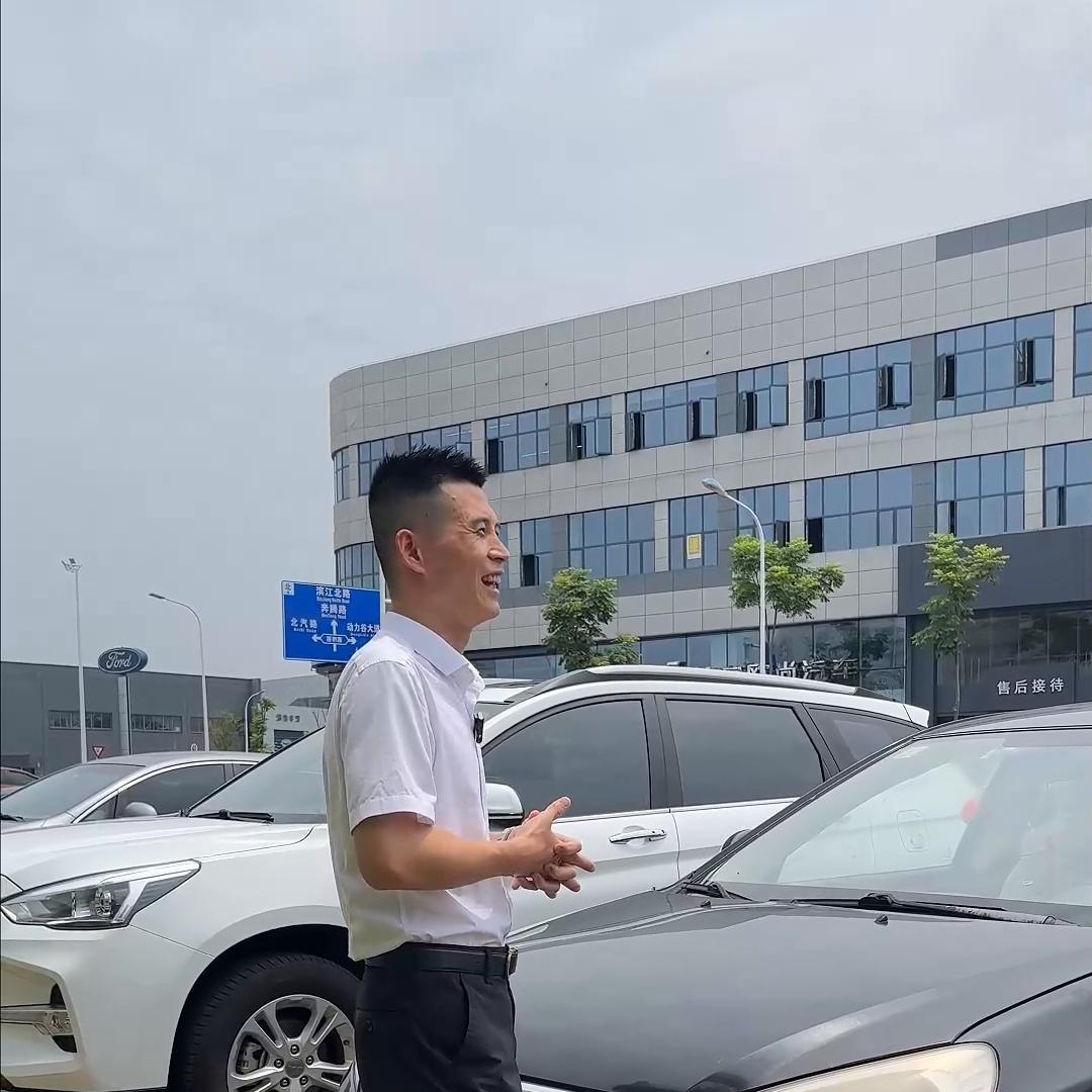 现代悦动十年车龄行驶11万公里，老牌手动还值多少？大家...