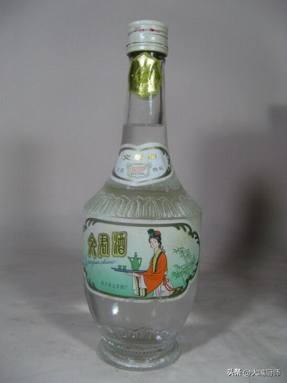 散装白酒到底能不能喝,6块钱的白酒是真的吗