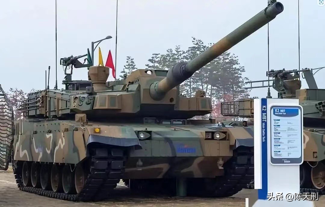乌军火炮已消耗殆尽,乌军支援新型坦克