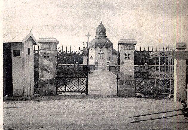 1949年，毛主席进北平时的一组老照片，穿着军棉大衣气场强大