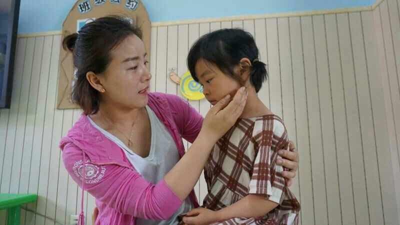 家长们毁掉了孩子,你有没有亲手毁孩子安全感