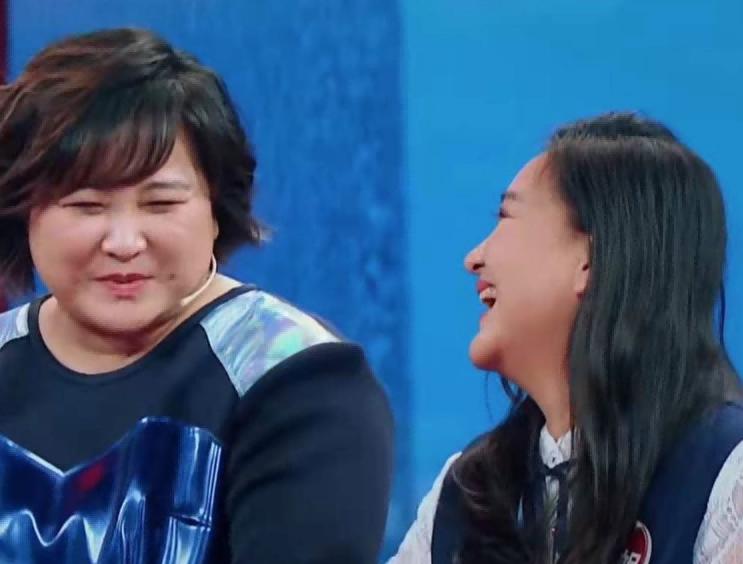 贾玲减肥前后的对比照片,贾玲减肥近照曝光