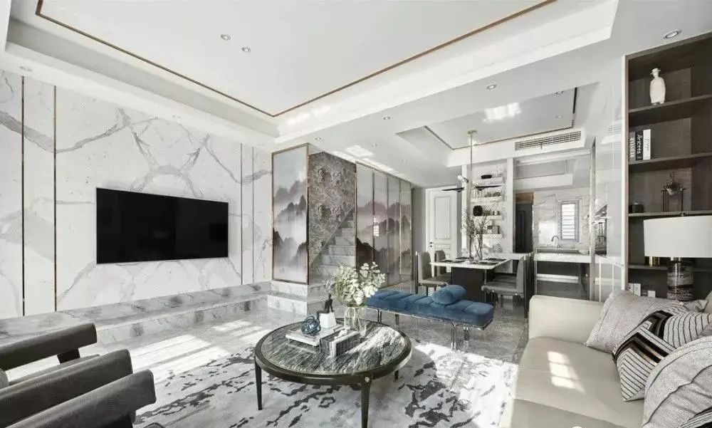 鱼肚白墙砖怎么贴显档次,鱼肚白瓷砖铺贴实景图