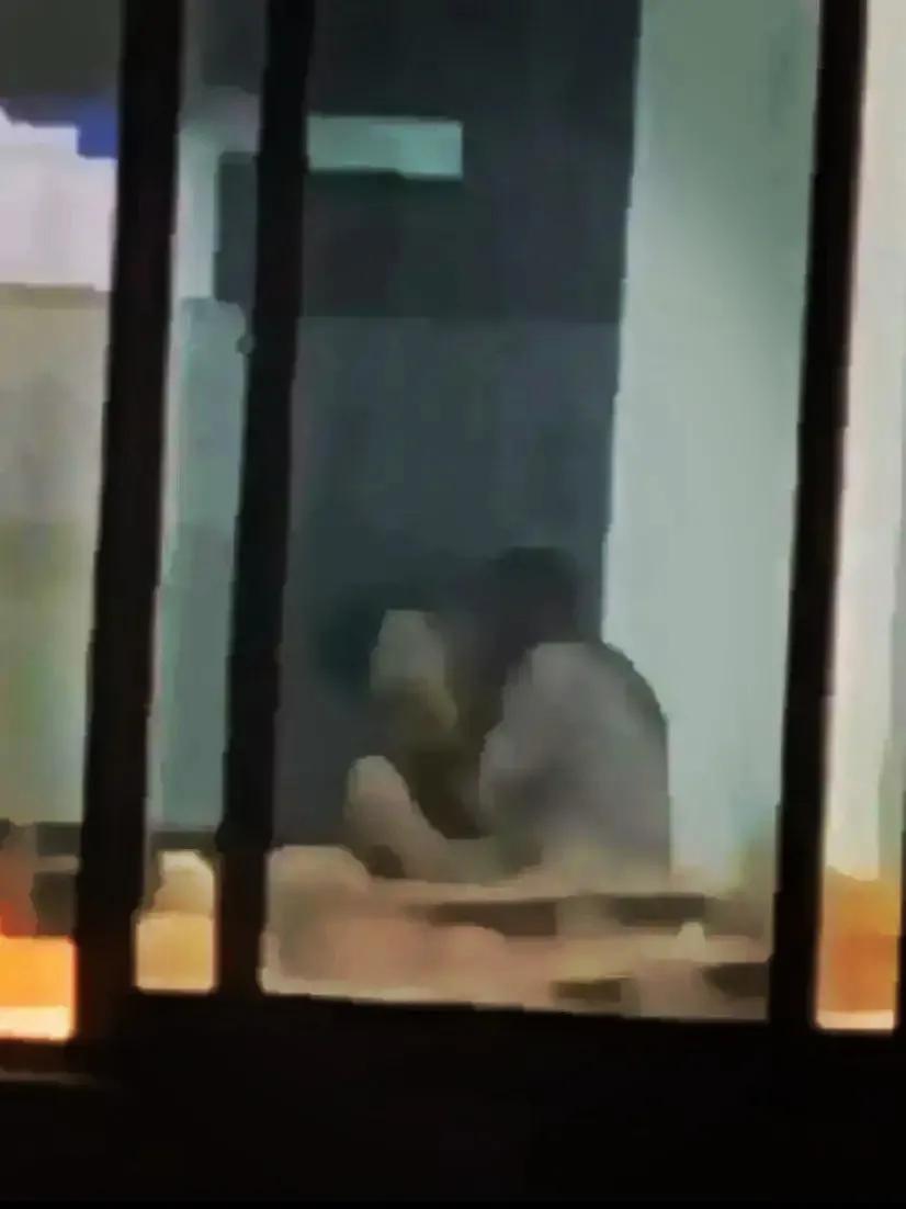 四川传媒现场,四川传媒上热搜