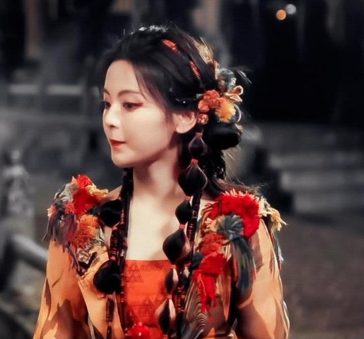 假发，假臀，假肌肉？明星“好皮囊”下，是眼见不一定为实的真相