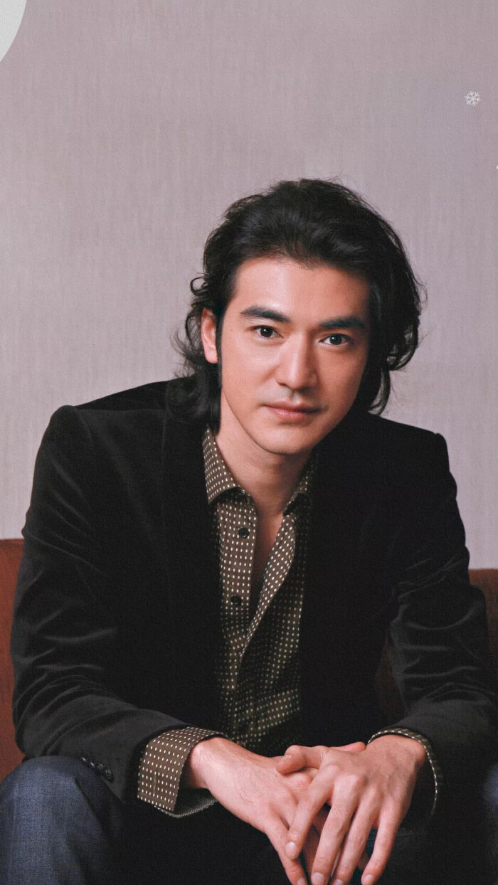 五位留长发的男明星最后一位最帅,七位又酷又帅的男明星