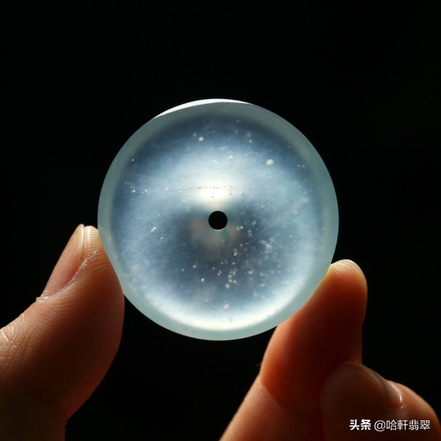 几百块就能买到冰种翡翠？殊不知成本才10几块，你中招了没有