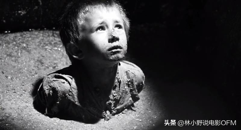 辛德勒的名单开头插曲,辛德勒的名单结尾放石头