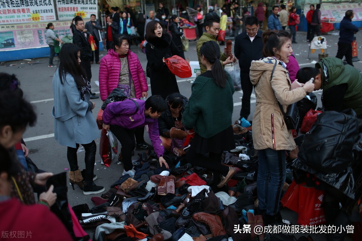 什么是服装库存尾货,什么是尾货服装尾货批发须知