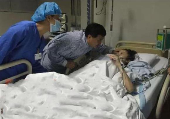 姚贝娜眼角膜捐献全纪录,姚贝娜拒绝化疗了吗