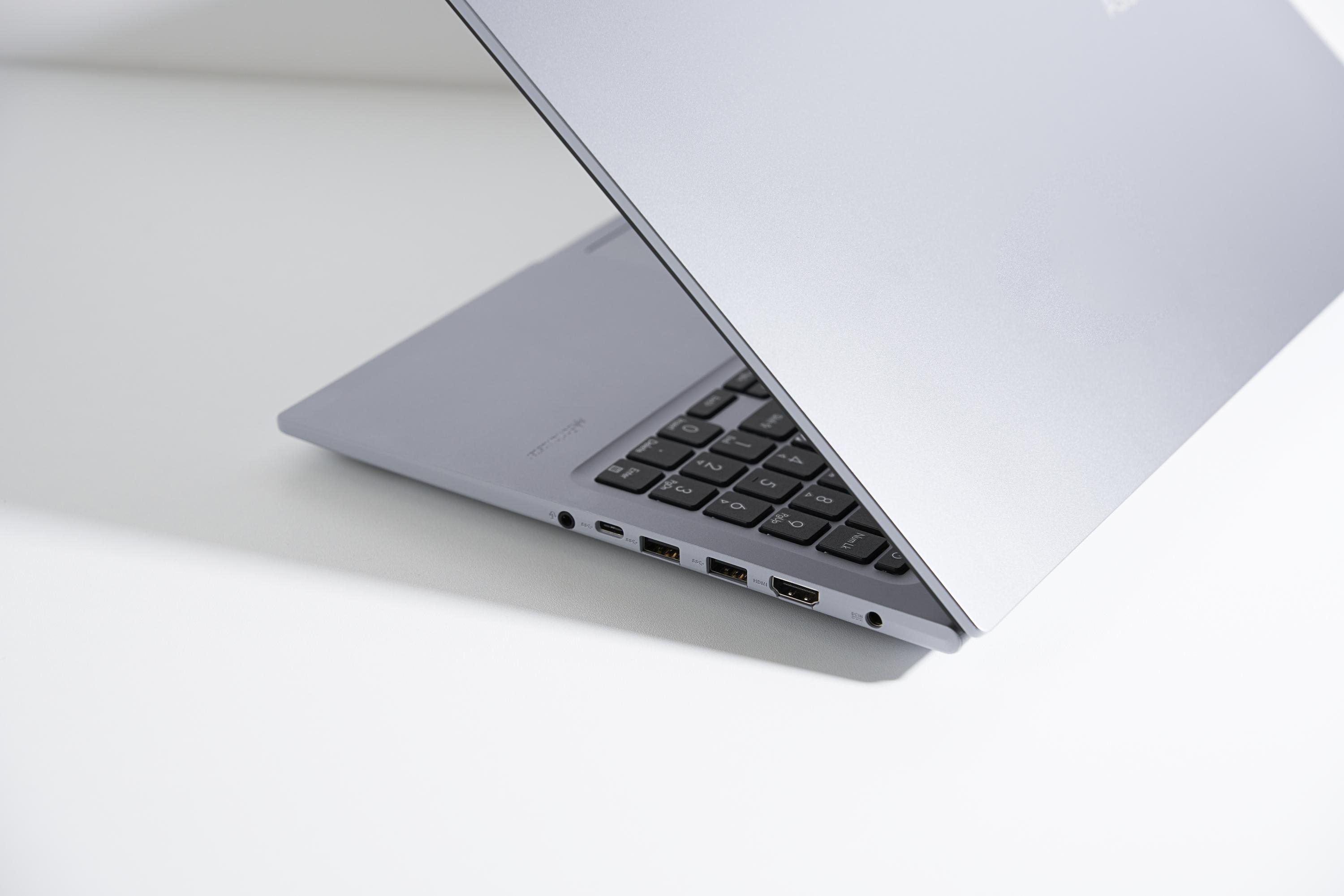 华硕无畏pro15与小新pro16哪个好,华硕无畏pro14和破晓pro15哪个好