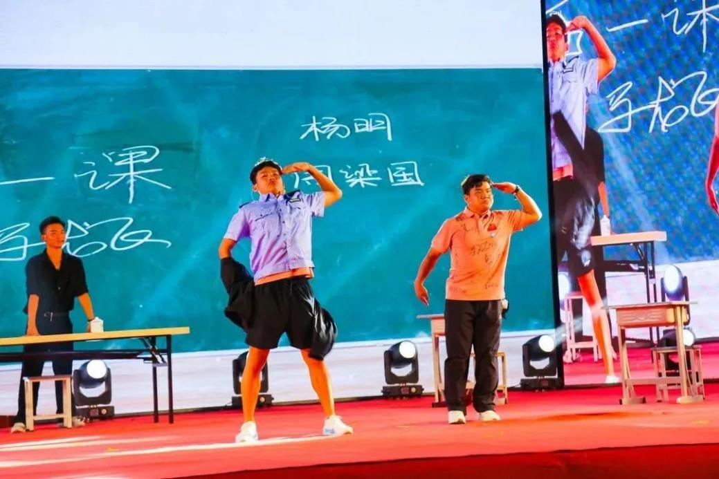 美！弘武中专“盛宴”欢送2023届毕业生！