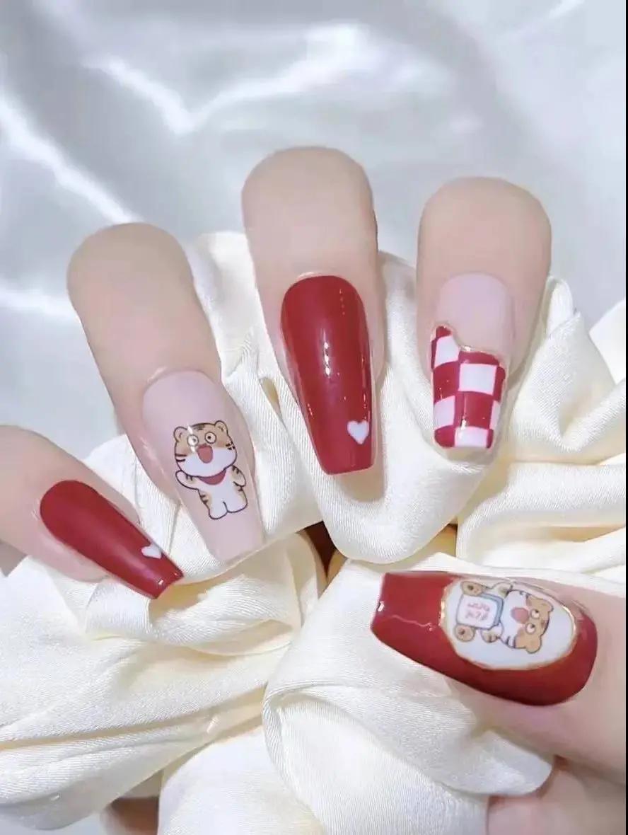 沈阳美甲教学学校排名,沈阳美甲美睫专业学校速成班