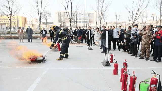 315教你如何识别真假消防产品 (315蓝朋友教你辨别消防产品)