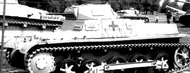 二战德国一个坦克连有多少坦克,二战t34坦克vs虎式坦克