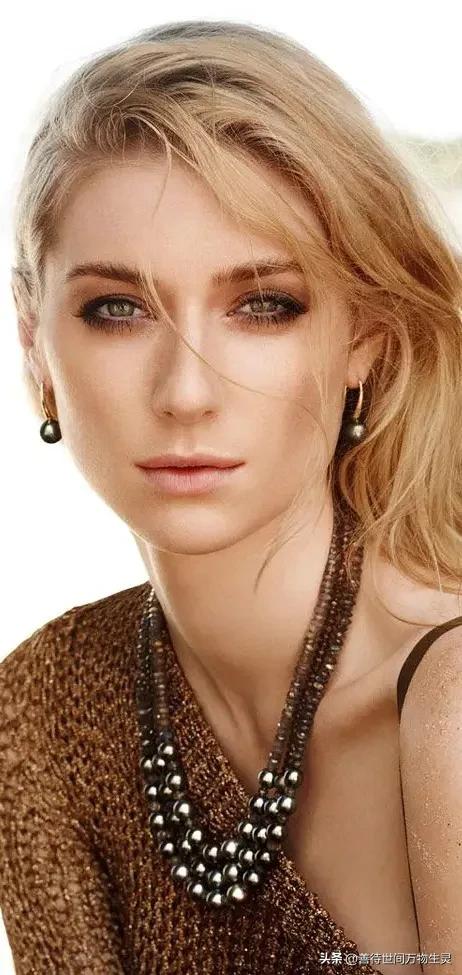 伊丽莎白德比茨基图片,伊丽莎白德比茨基与米歇尔